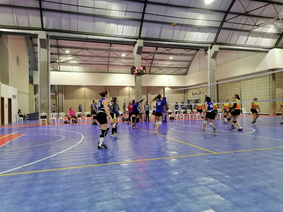 Liga Naco Voleibol Derrotó Liga Forever 3 Sets por 1