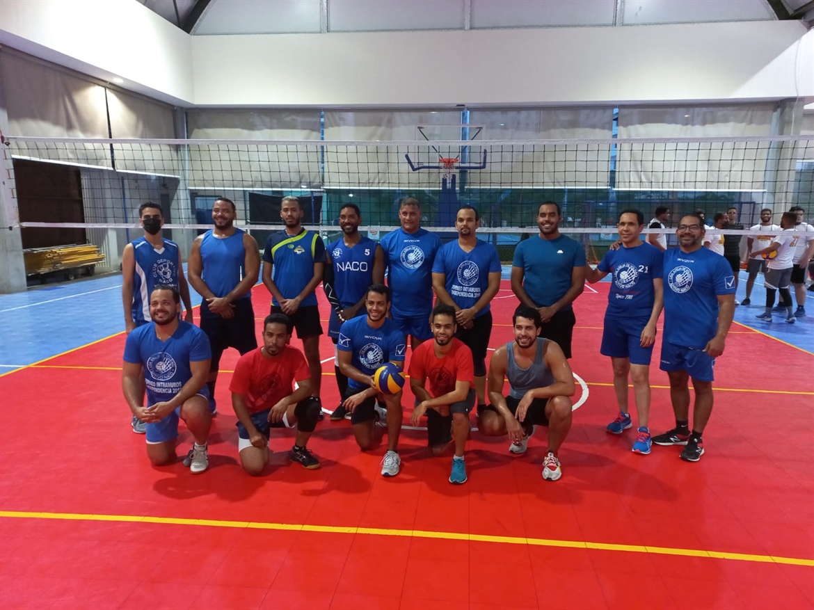 Liga Añeja de Voleibol Activo Naco Demostró Fortaleza