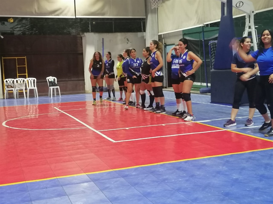 Voleibolistas Máster del Naco se Impusieron a Club Miramar por 2-1