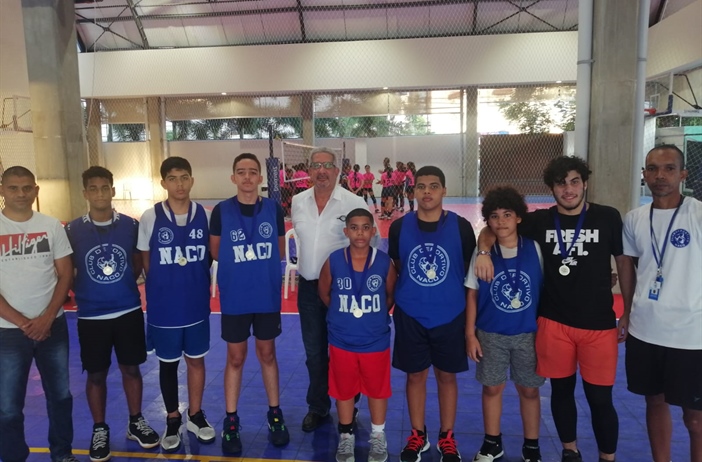 Naco "D" Campeón Intramuros de Baloncesto Infantil