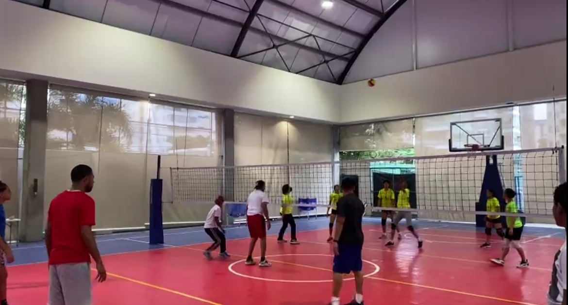 Voleibol Juvenil Cerró el Año con Encuentros Amistosos