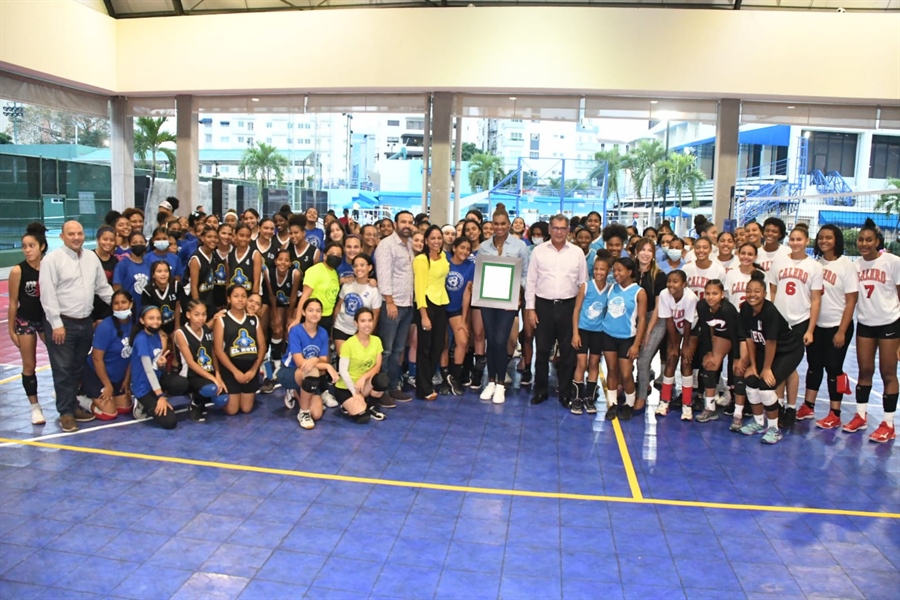 Inaugurada Copa Independencia de Voleibol Naqueño