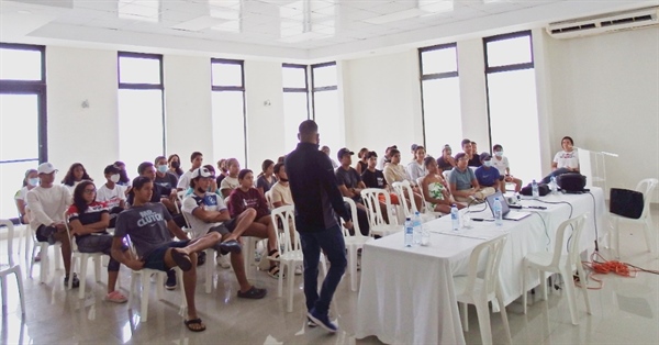 Charla “Mente de Campeón” Llenó Todas las Expectativas