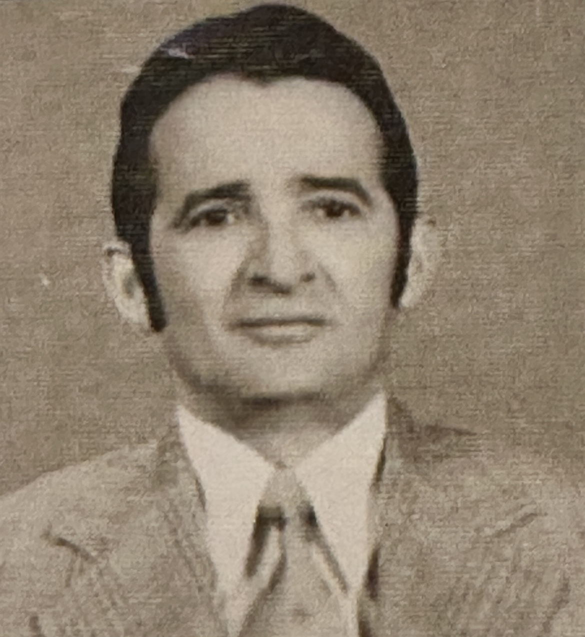 MIGUEL E. YEARA NASSER