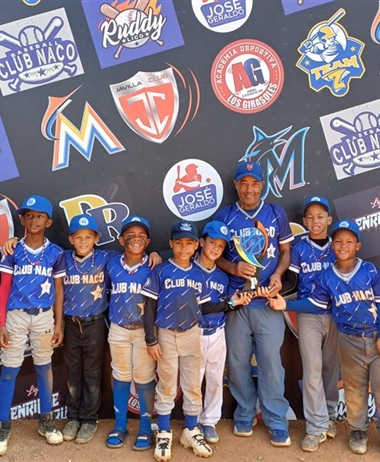 Club Naco se corona Campeón en Beisbol (7-8 años)