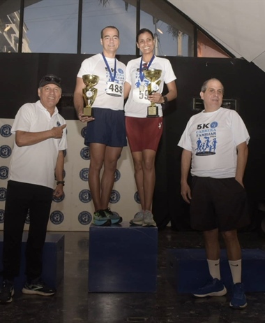 Jenny Suero y Andrés Núñez se imponen en Carrera 5k