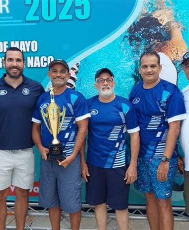 Delfines Masters se coronan campeones de Torneo de Nados  Cortos