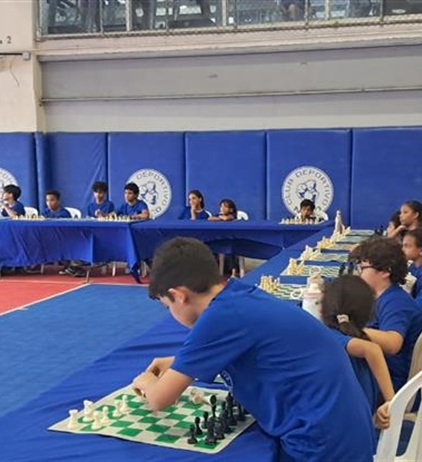 Simultánea de Ajedrez en el Club Naco