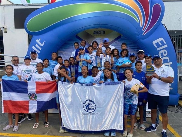 Los Delfines del Naco conquistan 63 medallas, entre estas 20 de oro en “Delfín de Oro” en Colombia