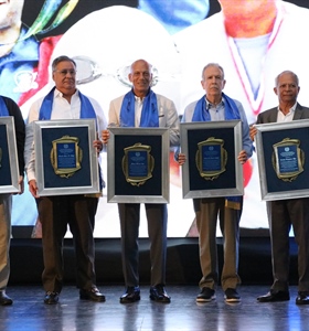 Plaza de los Inmortales del Deporte Naqueño Celebra una Década de Gloria