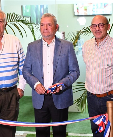 Club Deportivo Naco Inaugura Moderno Salón de Simuladores de Golf