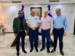 Reunión con el Director General de la Policía Nacional para Fortalecimiento de la Seguridad