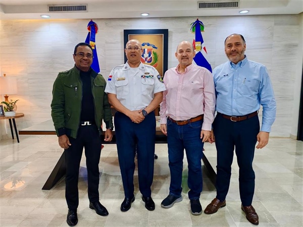 Reunión con el Director General de la Policía Nacional