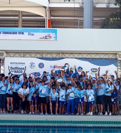 Delfines del Naco campeón de invitacional de natación