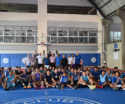 Inmortal Tito Horford lleva clínica basket al Club Naco