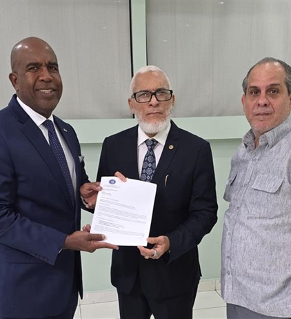 Club Deportivo Naco entrega informe financiero al Consejo Electoral