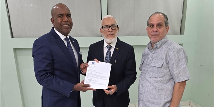 Club Deportivo Naco entrega informe financiero al Consejo Electoral