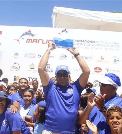 Delfines del Naco conquistan Invitacional de Arroyo Hondo