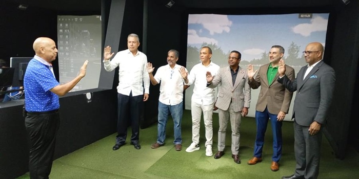 La Liga de Golf del Club Naco Jura Nueva Directiva