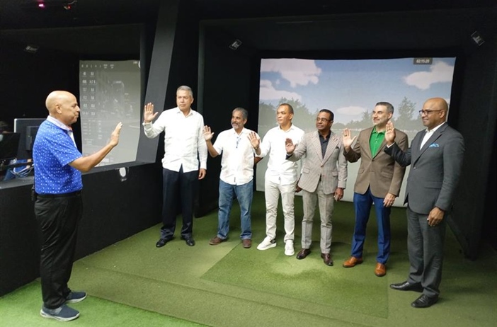 La Liga de Golf del Club Naco Jura Nueva Directiva