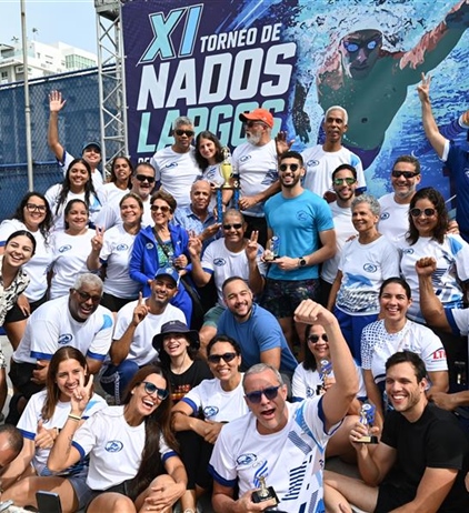 Delfines Master se coronaron Campeones de XI Torneo Nados Largos