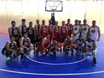 Equipo "Blanco" Domina Torneo Intramuros de Baloncesto Master