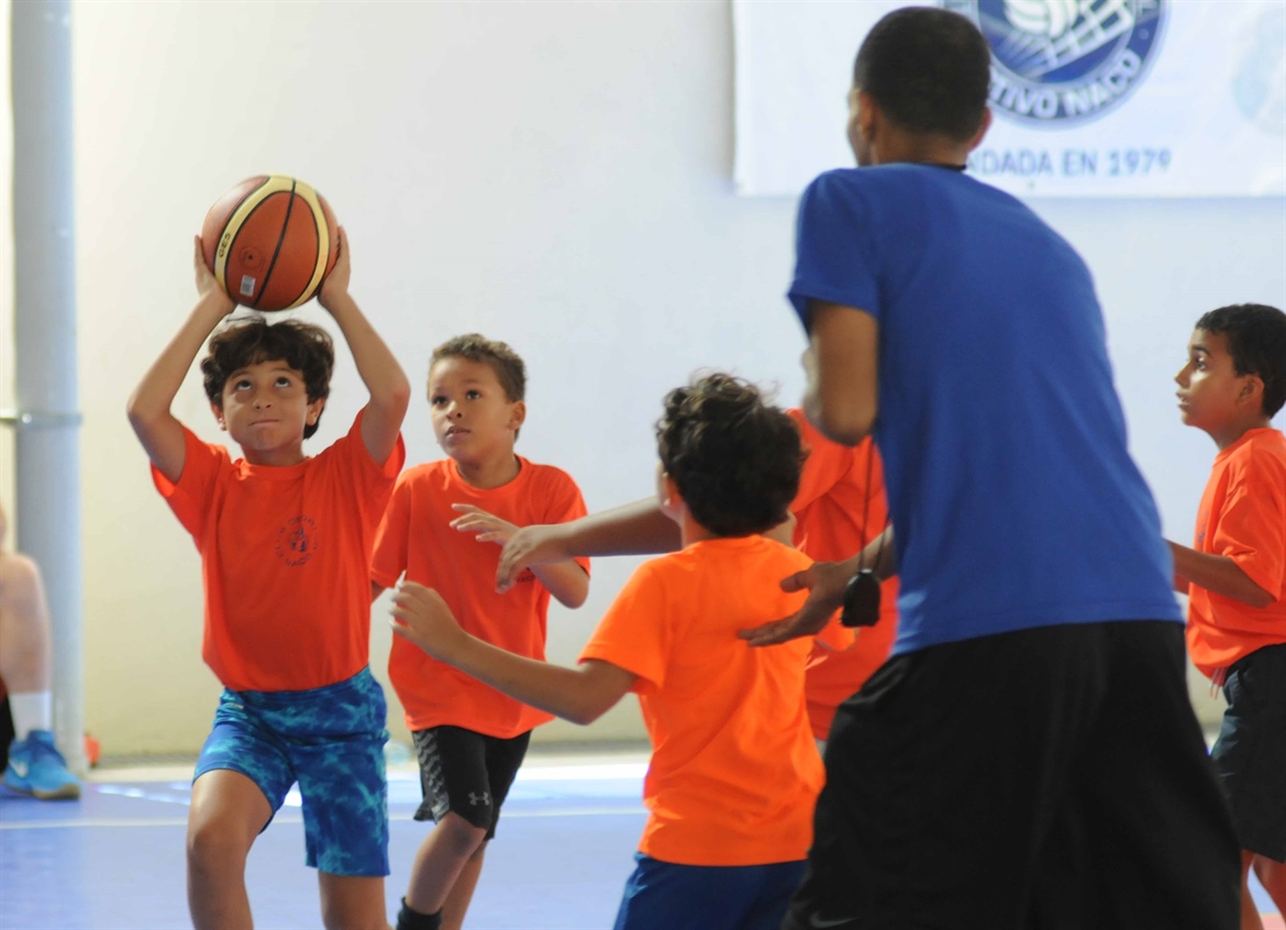 Baloncesto Busca Detectar Talentos con Campamento