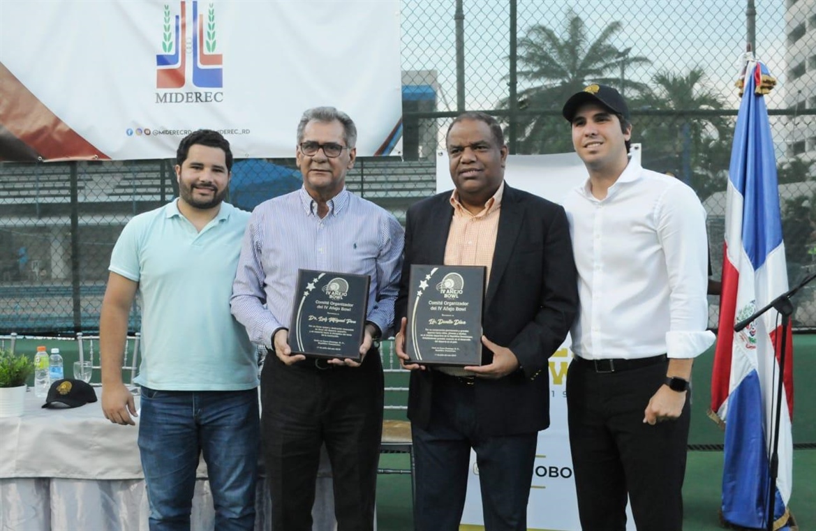 Inaugurado IV Añejo Bowl de Tenis Máster en Club Naco