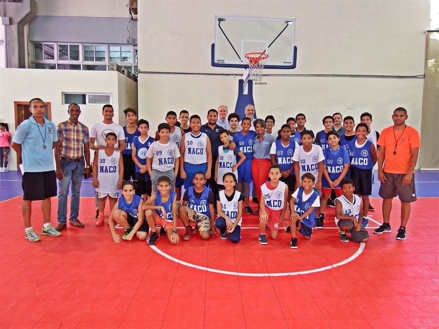 Fue Inaugurado Torneo Intramuros de Baloncesto Verano Naco