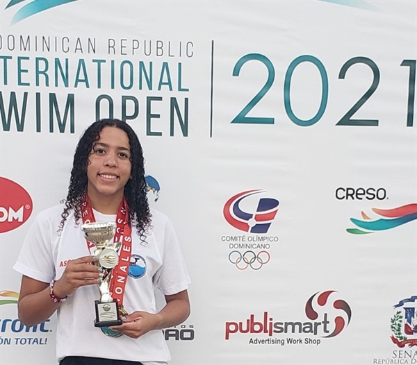 Gran Demostración de los Delfines en Torneo de FEDONA