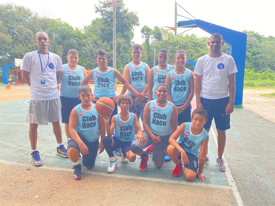 Gran Labor del Minibasket Naqueño en Convivio de ABADINA